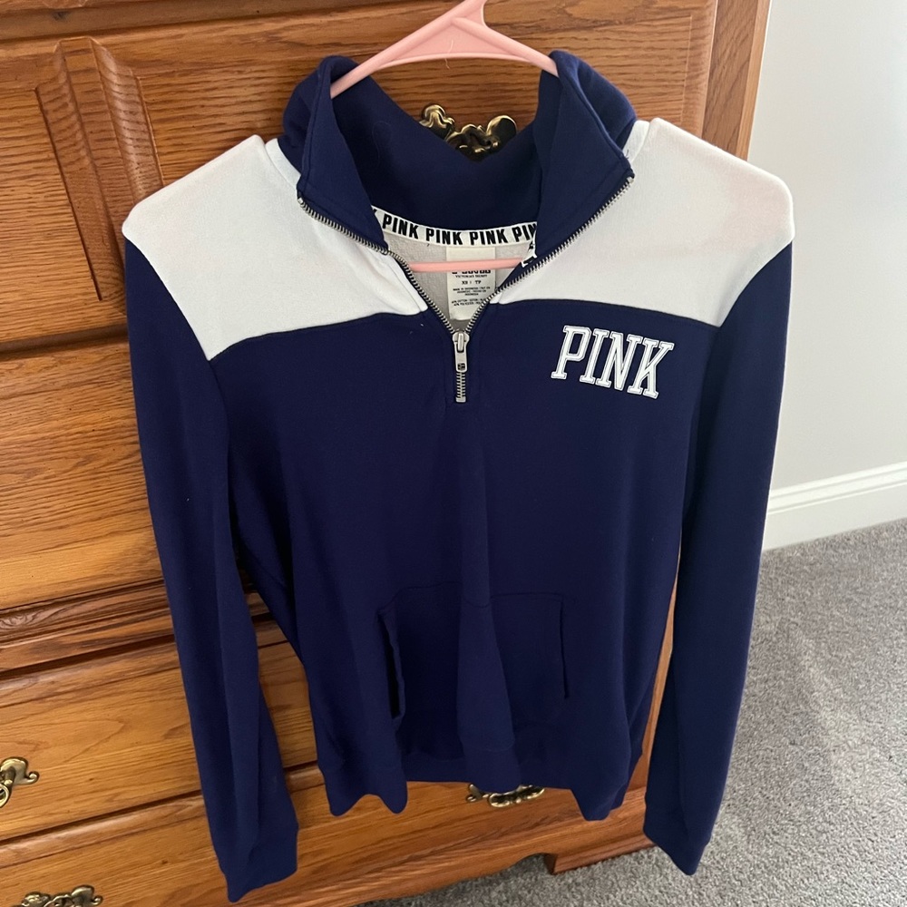 Victoria Secret Pink sweatshirt